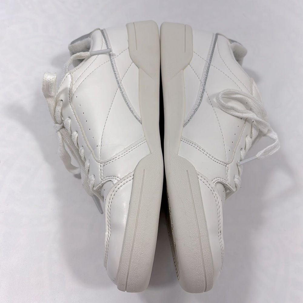 Athletic works leather running shoes​​​​​​​​​​ - Picture 3 of 9